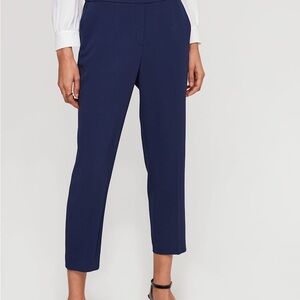 Aritzia Babaton Conan Cropped Tailored Pants